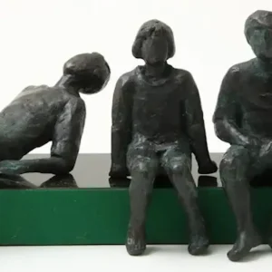 3 zittende kinderen