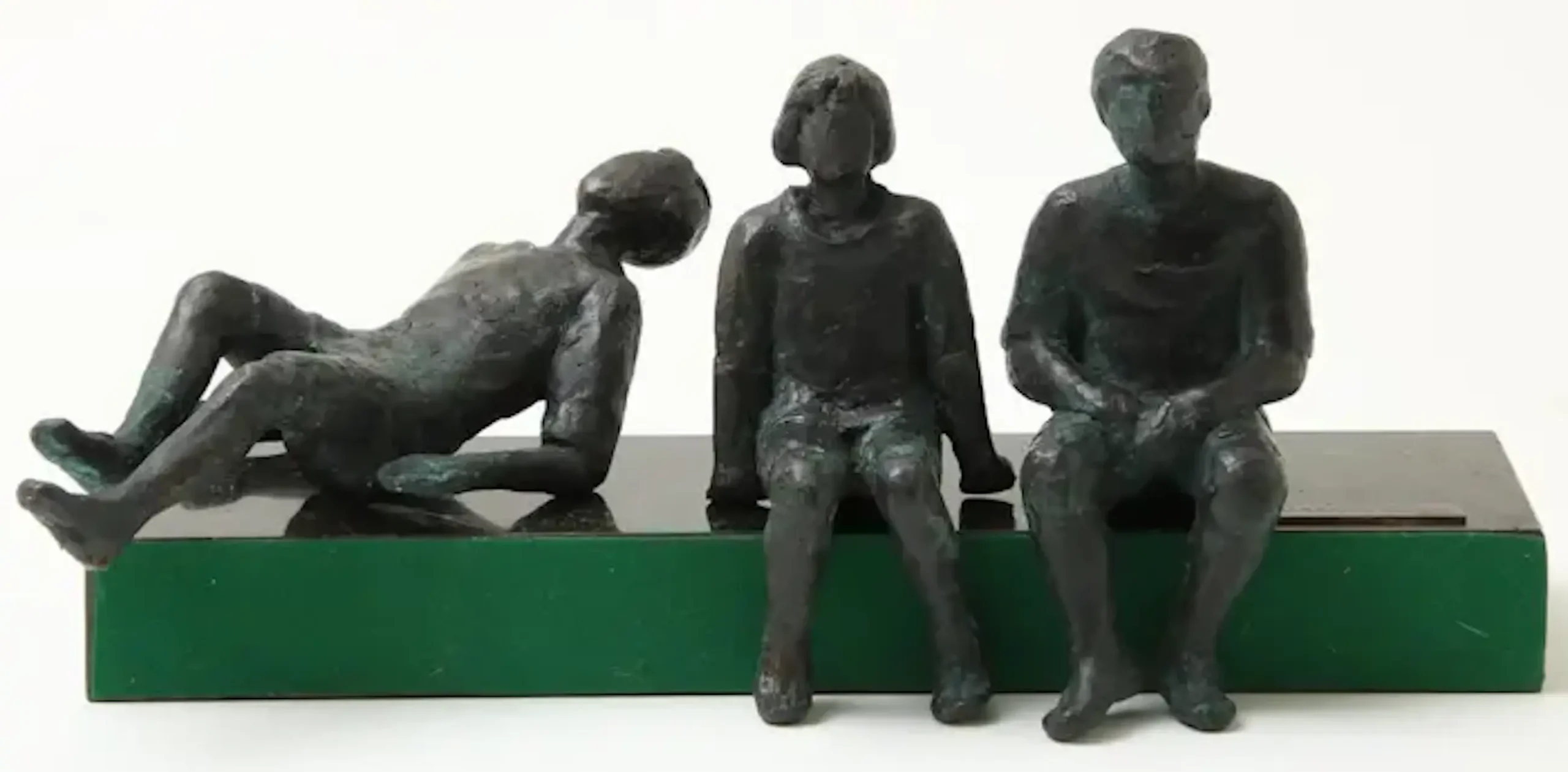 3 zittende kinderen