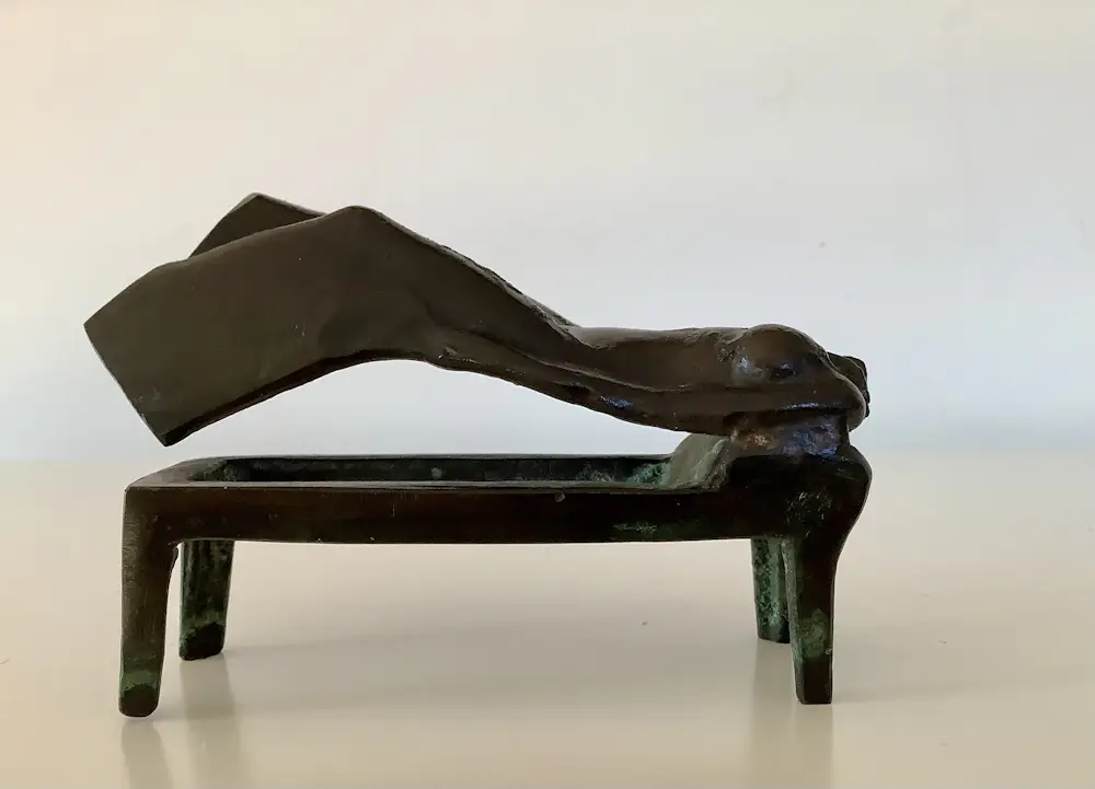Vrouw op tafel